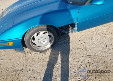 1992 Chevrolet Corvette из США, поврежденный, VIN 1G1YY23P0N5108637